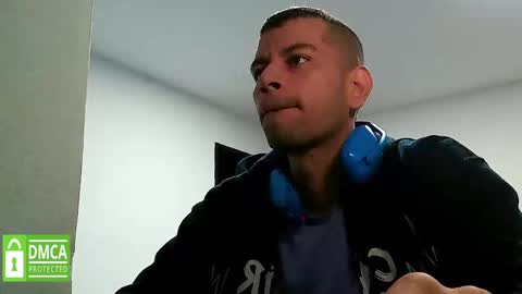 xuyeeg online show from 02/16/25, 07:37