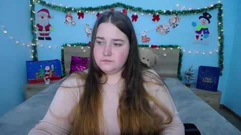 Snapshot of xx_daniella_xx chatting on 12/12/24, 02:37 xx daniella xx online show from 12/12/24, 02:37