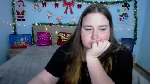 Snapshot of xx_daniella_xx chatting on 12/16/24, 05:38 xx daniella xx online show from 12/16/24, 05:38