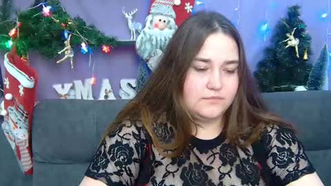 Snapshot of xx_daniella_xx chatting on 12/19/24, 05:18 xx daniella xx online show from 12/19/24, 05:18