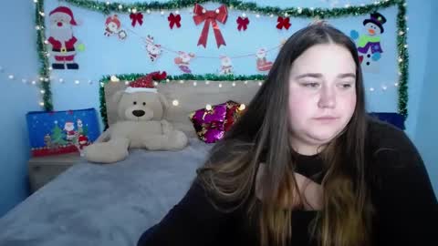 Snapshot of xx_daniella_xx chatting on 12/25/24, 04:22 xx daniella xx online show from 12/25/24, 04:22