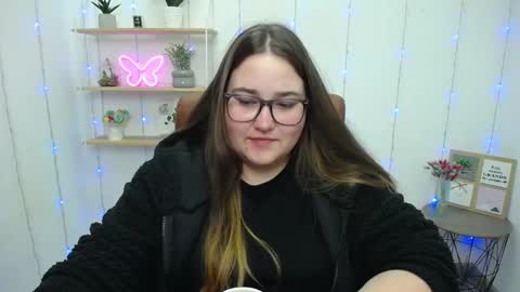 Snapshot of xx_daniella_xx chatting on 01/23/25, 02:33 xx daniella xx online show from 01/23/25, 02:33