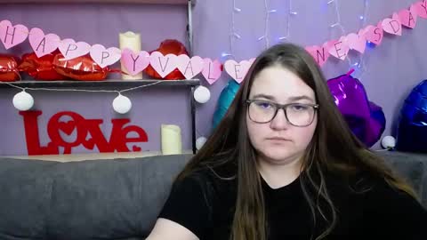 Snapshot of xx_daniella_xx chatting on 02/11/25, 04:24 xx daniella xx online show from 02/11/25, 04:24