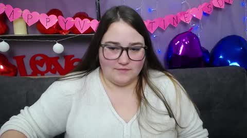 Snapshot of xx_daniella_xx chatting on 02/14/25, 08:26 xx daniella xx online show from 02/14/25, 08:26