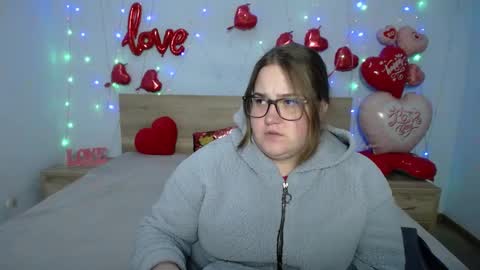 Snapshot of xx_daniella_xx chatting on 02/17/25, 07:21 xx daniella xx online show from 02/17/25, 07:21