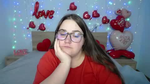 Snapshot of xx_daniella_xx chatting on 02/18/25, 05:42 xx daniella xx online show from 02/18/25, 05:42