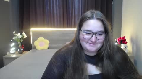Snapshot of xx_daniella_xx chatting on 09/10/25, 06:13 xx daniella xx online show from 09/10/25, 06:13