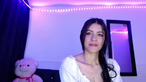 Snapshot of xx_johnson_xx chatting on 05/13/26, 06:55 VALE online show from 05/13/26, 06:55