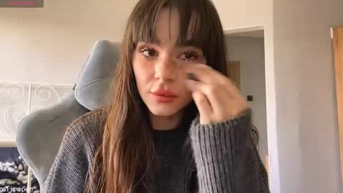 Lily online show from 04/17/26, 11:13