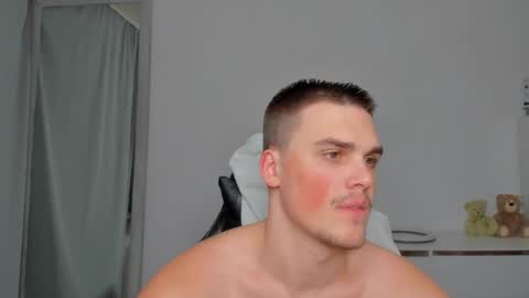 raul online show from 11/30/25, 07:34