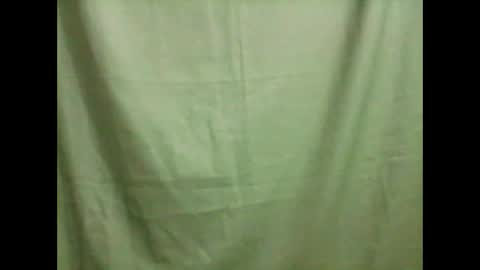 Snapshot of xx_winwin_xx chatting on 01/29/25, 04:30 Mariel online show from 01/29/25, 04:30