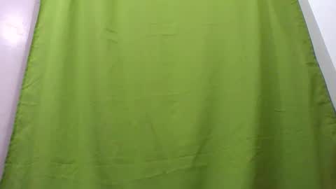 Snapshot of xx_winwin_xx chatting on 02/05/25, 11:39 Mariel online show from 02/05/25, 11:39