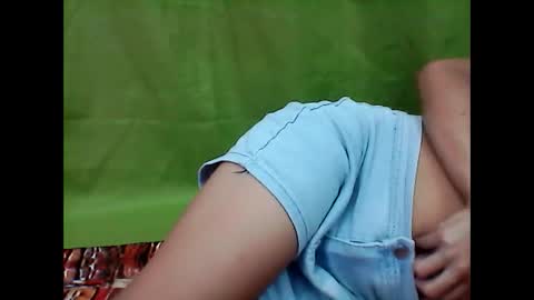 Snapshot of xx_winwin_xx chatting on 02/20/25, 07:55 Mariel online show from 02/20/25, 07:55