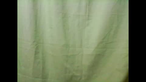 Snapshot of xx_winwin_xx chatting on 02/23/25, 07:44 Mariel online show from 02/23/25, 07:44