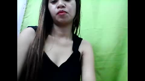 Snapshot of xx_winwin_xx chatting on 03/02/25, 06:27 Mariel online show from 03/02/25, 06:27