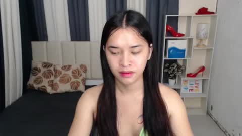 CHLOES ROOM online show from 11/29/25, 09:56