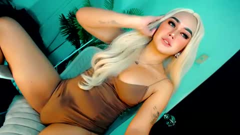 Snapshot of xxcumcatcherxx chatting on 07/10/26, 02:16 Jane online show from 07/10/26, 02:16