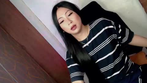 Janae online show from 11/07/25, 01:16