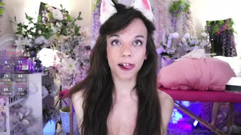 Snapshot of xxhayleemariexx chatting on 05/21/26, 02:40 Haylee Marie online show from 05/21/26, 02:40
