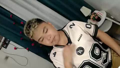 Loyd online show from 03/20/26, 09:36