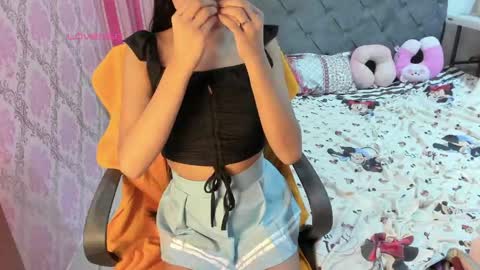 Aya online show from 06/08/26, 01:55