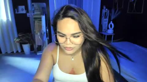 Snapshot of xxkylie_smithxx chatting on 07/25/26, 07:39 Kylie Smith online show from 07/25/26, 07:39