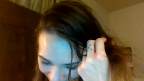 xxlily_monroexx online show from 11/19/25, 06:35