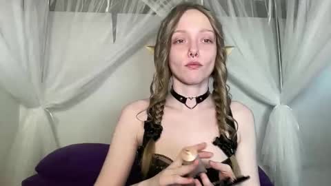 Snapshot of xxloveanastasia chatting on 05/08/26, 02:33 LoveAnastasia online show from 05/08/26, 02:33