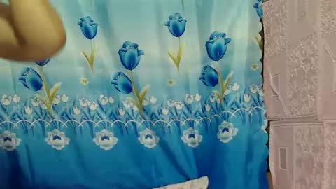 xxolevia online show from 10/28/25, 07:34