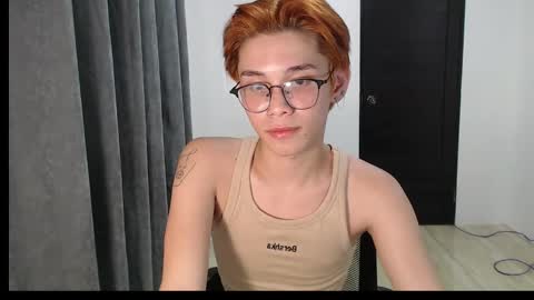 Snapshot of xxsebastian18 chatting on 01/02/25, 05:29 seb online show from 01/02/25, 05:29