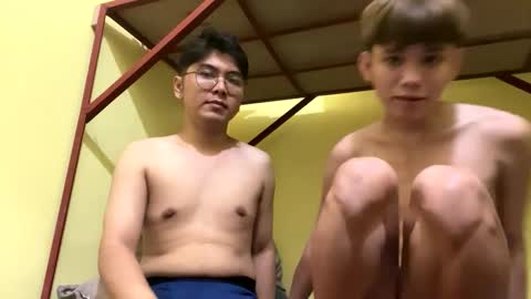 Snapshot of xxsebastian18 chatting on 03/12/25, 08:41 seb online show from 03/12/25, 08:41