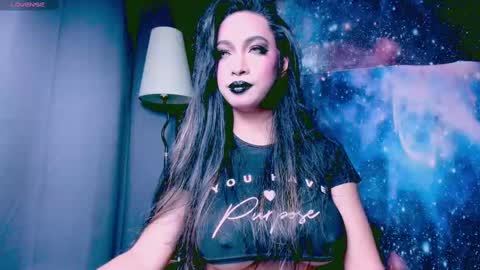 Snapshot of xxsexyandhotxx chatting on 02/26/25, 12:14 Lara online show from 02/26/25, 12:14