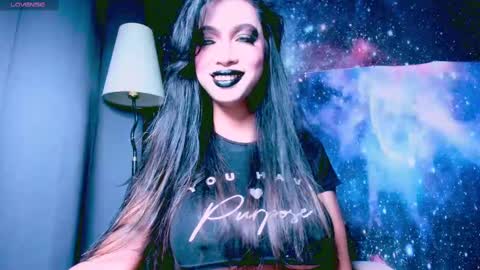 Snapshot of xxsexyandhotxx chatting on 02/27/25, 11:26 Lara online show from 02/27/25, 11:26