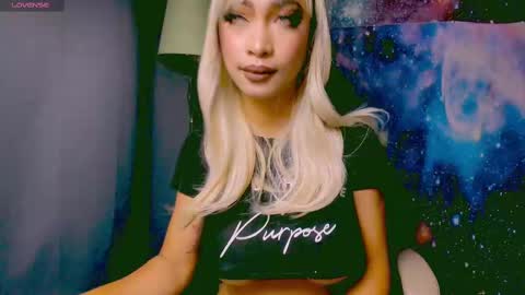 Snapshot of xxsexyandhotxx chatting on 03/05/25, 02:36 Lara online show from 03/05/25, 02:36