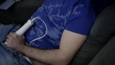 Snapshot of xxsfkxx chatting on 09/24/25, 12:14 So Fkn Kool online show from 09/24/25, 12:14