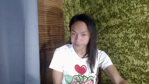 Snapshot of xxskinny_alonzoxx chatting on 12/06/24, 09:24 Ali online show from 12/06/24, 09:24