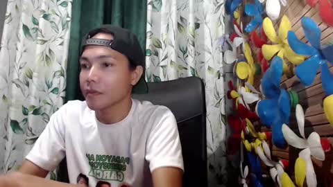Snapshot of xxskinny_alonzoxx chatting on 09/26/25, 03:16 Ali online show from 09/26/25, 03:16