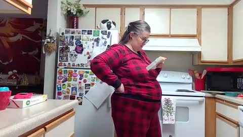 Strawberry Jane online show from 12/17/24, 07:48