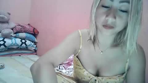 xxsugarpopxx online show from 02/25/25, 12:03