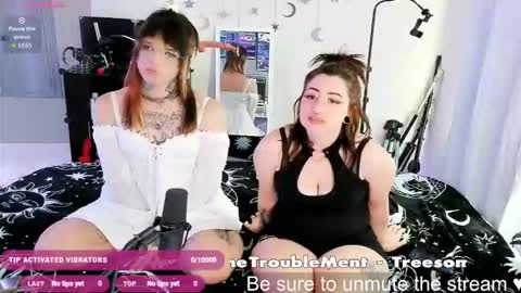 Muse n Poppy online show from 03/02/26, 10:05