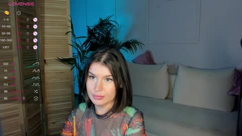 Snapshot of xxviktoryqueenxx chatting on 12/06/24, 12:56 Vi online show from 12/06/24, 12:56