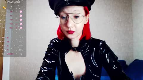 Snapshot of xxx_goddes_xxx chatting on 01/28/25, 07:21 Andariel online show from 01/28/25, 07:21