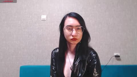 Snapshot of xxx_goddes_xxx chatting on 10/02/25, 03:30 Andariel online show from 10/02/25, 03:30