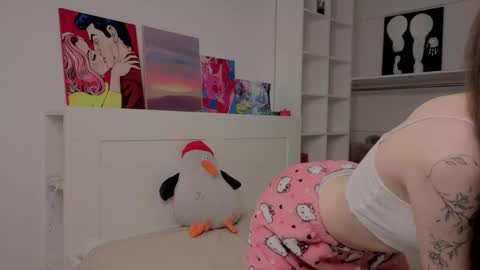 Eva online show from 02/22/26, 04:24