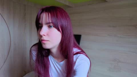 Snapshot of xxx_hotbae_xxx chatting on 05/29/26, 07:17 Eva online show from 05/29/26, 07:17