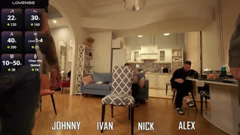     online show from 10/06/25, 04:48