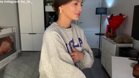 xxx_leila online show from 04/23/26, 12:29