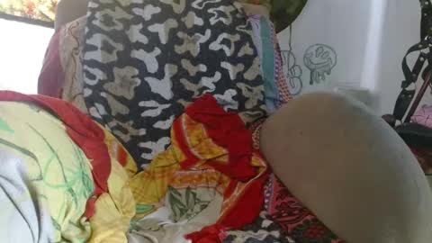   LILI  online show from 12/16/24, 02:16