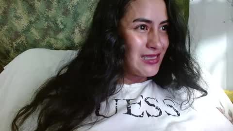   LILI  online show from 01/02/25, 04:09