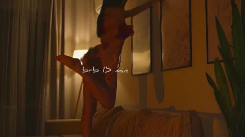 Molly online show from 02/08/26, 01:25